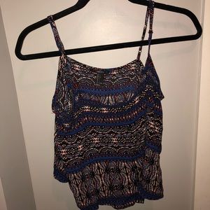 Flowy, patterned crop top